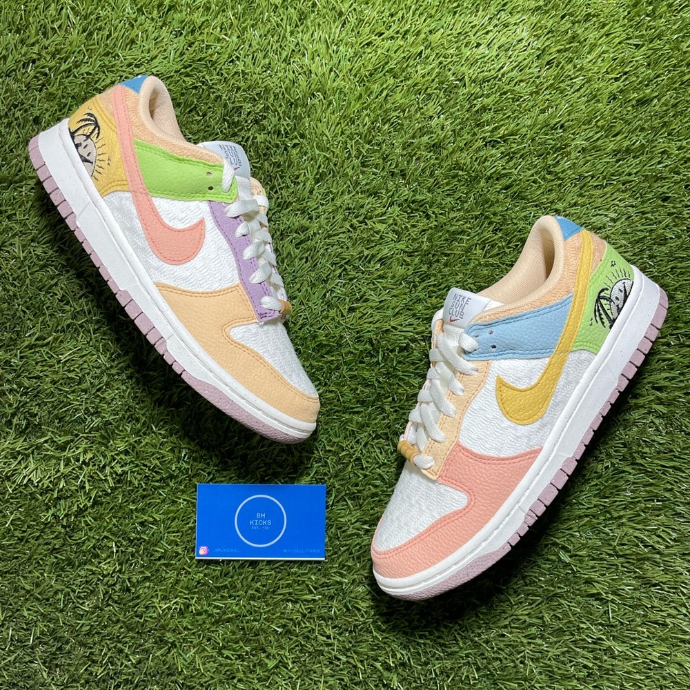 Womens Nike Dunk Low SE Sun club